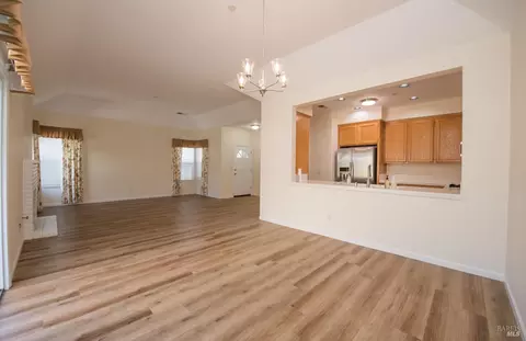 Living - 741 Tommy Dorsey Ct, Windsor, CA 95492 photo 4 of 4