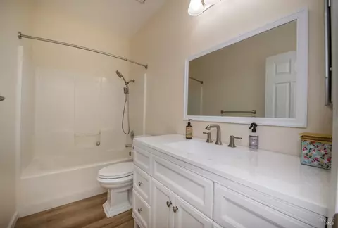 Bath - 741 Tommy Dorsey Ct, Windsor, CA 95492 photo 3 of 3
