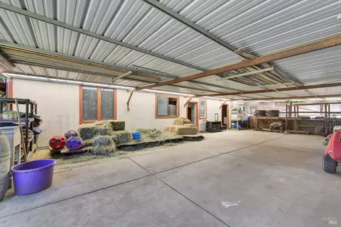 Exterior - 6161 Circle C Ln, Dixon, CA 95620 photo 32 of 36