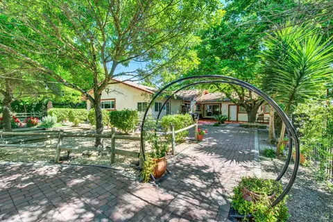 Exterior - 6161 Circle C Ln, Dixon, CA 95620 photo 20 of 36