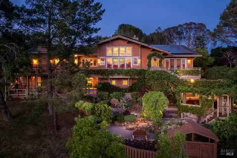 39 Tomahawk Dr, San Anselmo, CA 94960