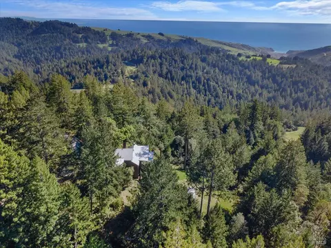 View/Area - 3100 Muniz Ranch Rd, Jenner, CA 95450 photo 2 of 7