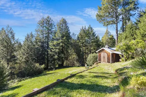 Exterior - 3100 Muniz Ranch Rd, Jenner, CA 95450 photo 7 of 10