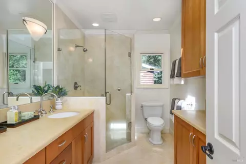 1065 Meadowsweet Dr, Corte Madera, CA 94925 photo 23