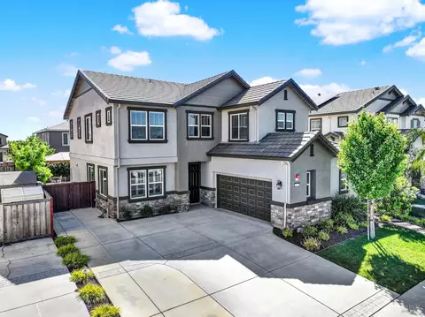 4037 Crane Ct, Vacaville, CA 95688