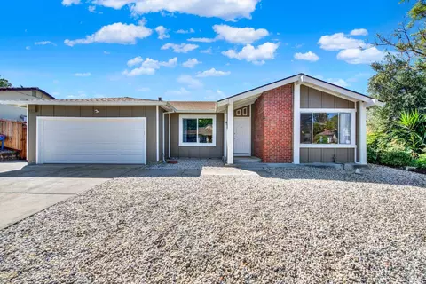 143 Primrose Ln, Vallejo, CA 94591