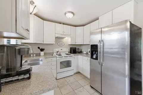 Kitchen - 451 7th St W, Sonoma, CA 95476 photo 2 of 3