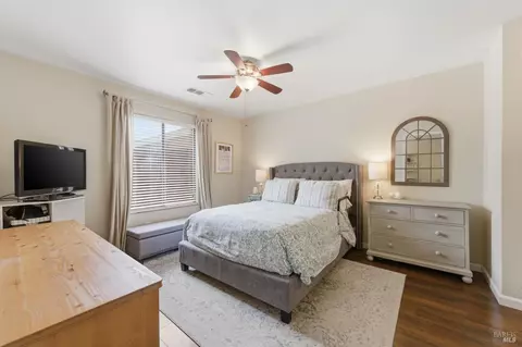 Bedroom - 451 7th St W, Sonoma, CA 95476 photo 1 of 4