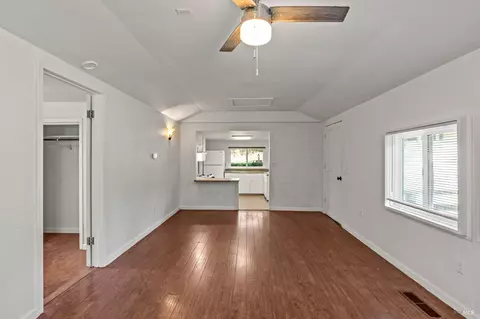 Living - 11 Lukens Pl, Angwin, CA 94508 photo 9 of 10