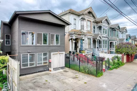 1128 Chester St, Oakland, CA 94607