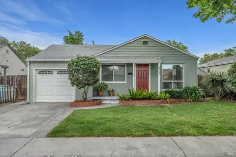 Exterior - 1048 Western Ave, Vallejo, CA 94591 photo 1 of 10