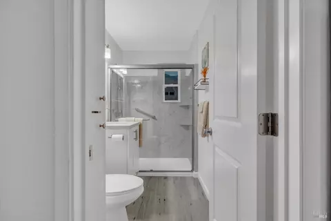 Bath - 1048 Western Ave, Vallejo, CA 94591 photo 1 of 2