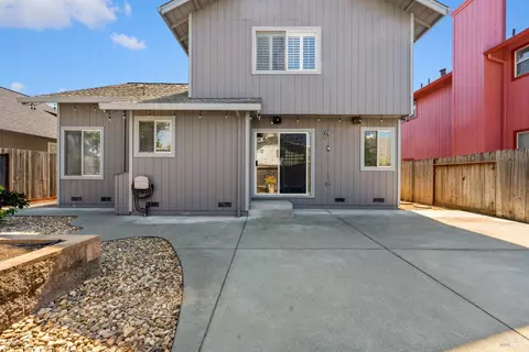 Exterior - 1820 Howard Dr, Windsor, CA 95492 photo 4 of 8