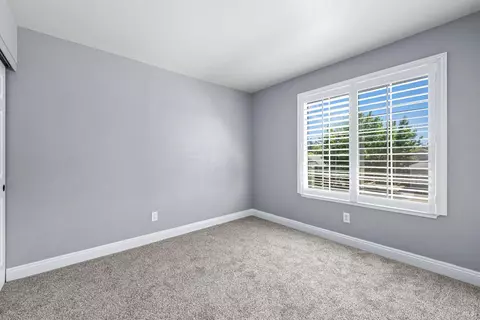 Bedroom - 1820 Howard Dr, Windsor, CA 95492 photo 7 of 9