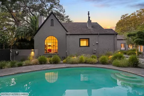 22 Clyde Ave, San Rafael, CA 94901