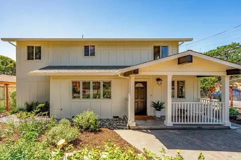 18428 4th Ave, Sonoma, CA 95476