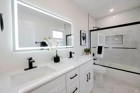 Bath - 700 Springs Rd, Vallejo, CA 94590 photo 1 of 2