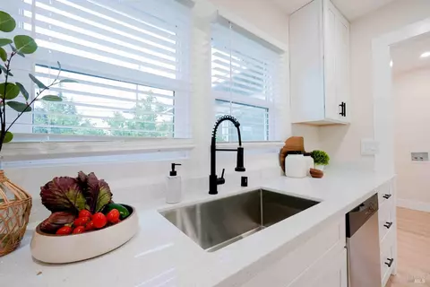 Kitchen - 700 Springs Rd, Vallejo, CA 94590 photo 5 of 5