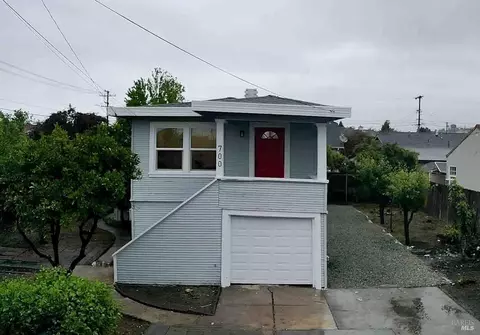 Exterior - 700 Springs Rd, Vallejo, CA 94590 photo 6 of 9
