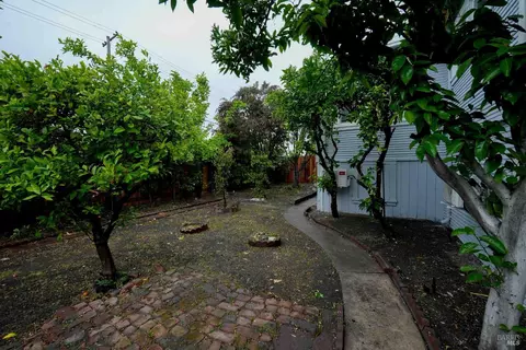 Exterior - 700 Springs Rd, Vallejo, CA 94590 photo 4 of 9