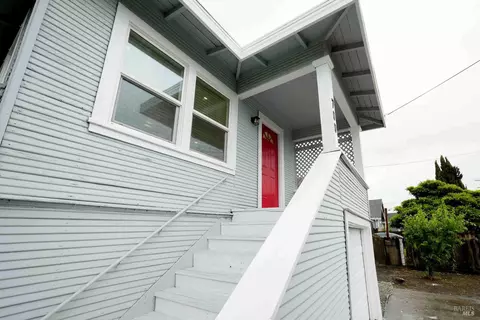Exterior - 700 Springs Rd, Vallejo, CA 94590 photo 5 of 9
