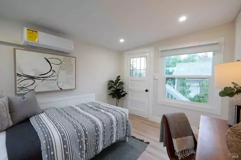 Bedroom - 700 Springs Rd, Vallejo, CA 94590 photo 4 of 4