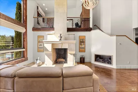 Living - 22355 Chianti Rd, Geyserville, CA 95441 photo 2 of 4