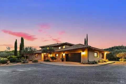 Exterior - 22355 Chianti Rd, Geyserville, CA 95441 photo 13 of 18