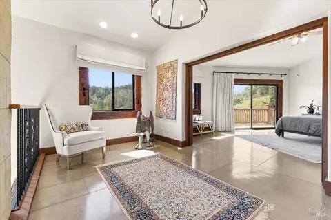 Entry Way - 22355 Chianti Rd, Geyserville, CA 95441 photo 5 of 6