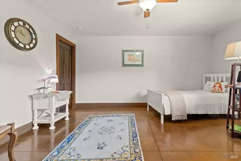 Bedroom - 22355 Chianti Rd, Geyserville, CA 95441 photo 5 of 5