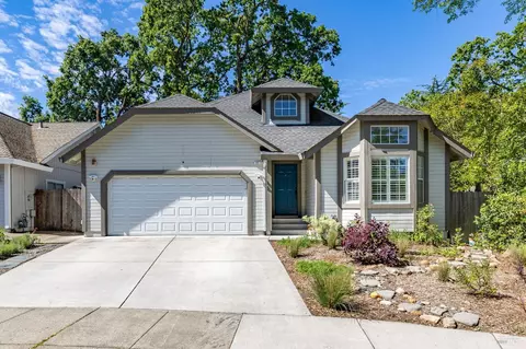 5070 Charmian Dr, Santa Rosa, CA 95409