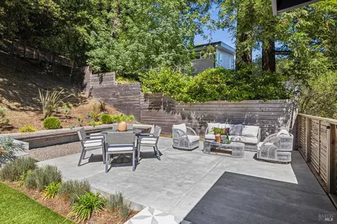 Exterior - 485 Montecito Ave, Corte Madera, CA 94925 photo 3 of 13