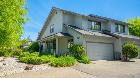 2306 Maher Dr, Santa Rosa, CA 95405