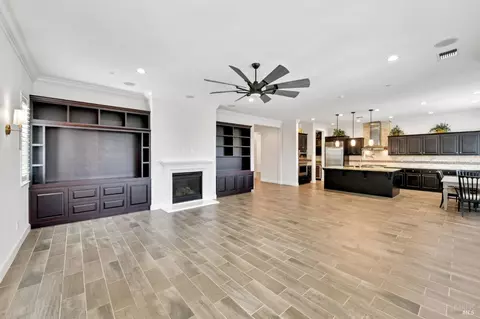 Living - 726 Elderberry Loop, Vacaville, CA 95688 photo 4 of 4