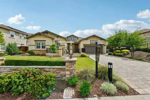 726 Elderberry Loop, Vacaville, CA 95688