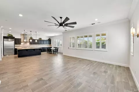 Living - 726 Elderberry Loop, Vacaville, CA 95688 photo 3 of 4