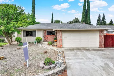 2973 Orchid St, Fairfield, CA 94533