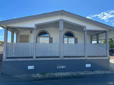 220 Ricardo Ave, Santa Rosa, CA 95407
