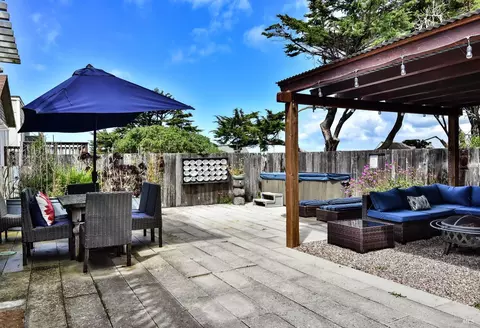 Exterior - 68 Ocean View Ave, Dillon Beach, CA 94929 photo 8 of 9