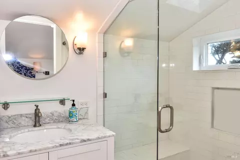 Bath - 68 Ocean View Ave, Dillon Beach, CA 94929 photo 2 of 3