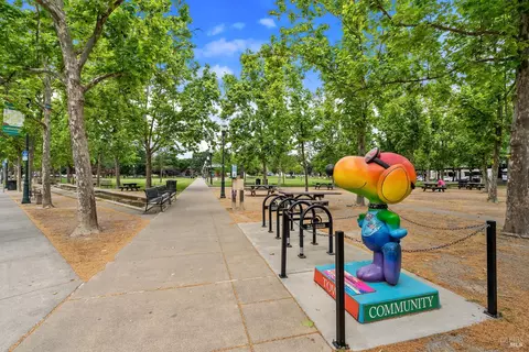 View/Area - 180 Johnson St, Windsor, CA 95492 photo 1 of 1