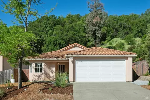 313 Portofino Way, Cloverdale, CA 95425