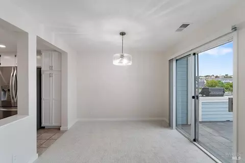 Dining - 311 Stinson St #5, Vallejo, CA 94591 photo 1 of 1