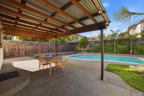 110 Silverbell Ct, Windsor, CA 95492 photo 27