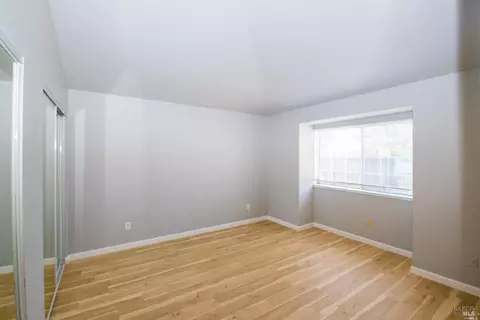 Bedroom - 1926 Blossom Ct, Fairfield, CA 94533 photo 3 of 6