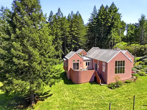 Exterior - 2045 Muniz Ranch Rd, Jenner, CA 95450 photo 17 of 18