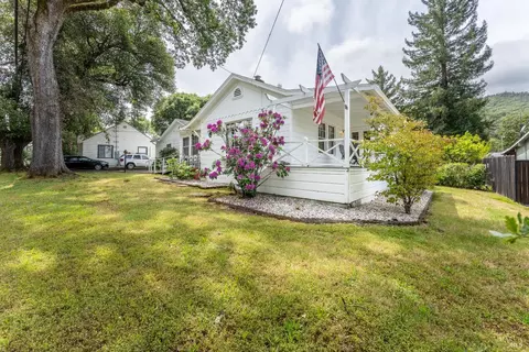 204 N Barnes St, Ukiah, CA 95482