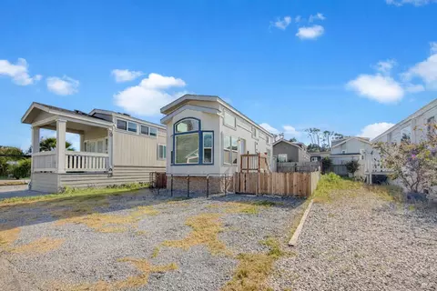 32200 N Harbor Dr #19, Fort Bragg, CA 95437