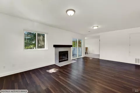 Living - 229 Nautical Ct, Vallejo, CA 94591 photo 6 of 9