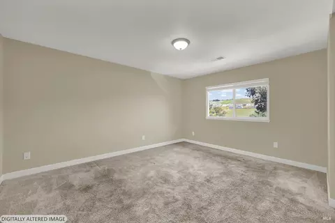 Bedroom - 229 Nautical Ct, Vallejo, CA 94591 photo 5 of 9